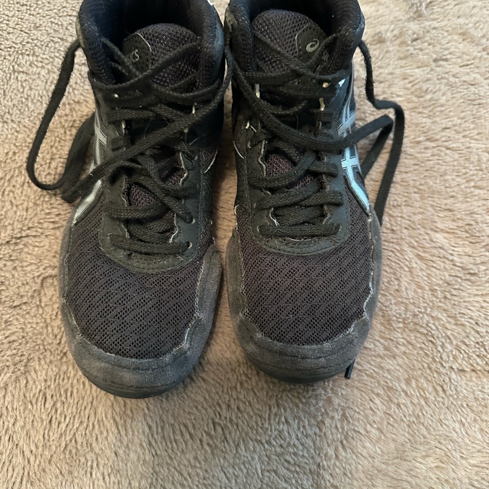Asics Kids Black and Gray Sneakers